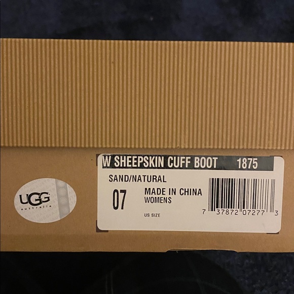 Women’s UGG boots - Picture 6 of 6